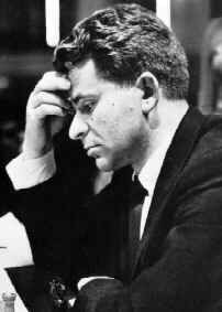 Boris Spassky Biography - Russian chess grandmaster (born 1937)