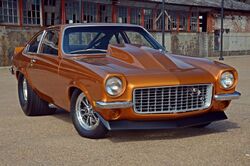 002-1971-vega-chevrolet-fusion-bomb-gold-pro-street