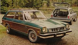 1977-Pontiac-Astre-Safari-Station-Wagon