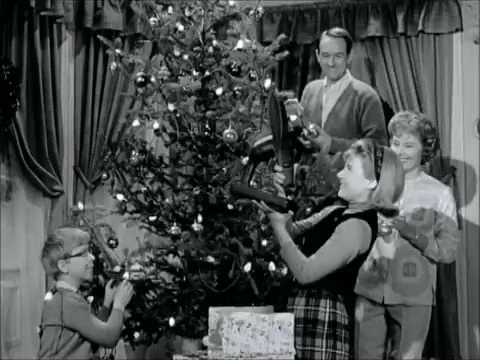 Christmas Kisses With A Duke: A Christmas Regency Romance Collection