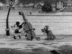 Mickey and Pluto in Mickey's Good Deed