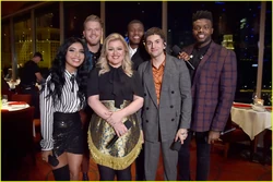 Pentatonix-christmas-special-nbc-03