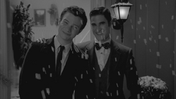 Glee Kurt and Blaine Welcome