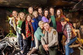 HoencomingCedarCove
