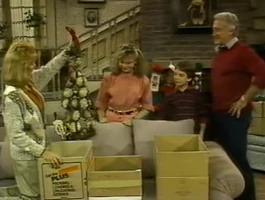Christmas Story (Mr. Belvedere) (150 KB) The Mr. Belvedere episode