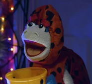 RonnieLadybugOutfit.jpg (60 KB)