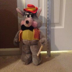Chuck e cheese stuffed top animal