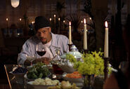 Redman talking with Jennifer over dinner in Seed of Chucky.