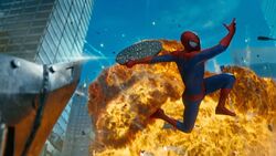 TASM2 - Spiderman vs Rhino.jpg