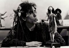 On-set photo - director Tim Burton.jpg