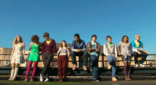 Skins-cast-s1 2