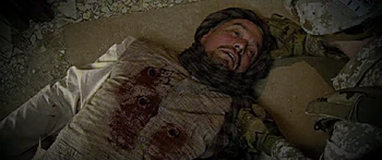 GregoryScottCummins-AlwaysSunny-ShotToDeath