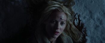 Maria Bello in Assault on Precinct 13