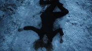 Tori Anderson in Killjoys: Heart-Shaped Box