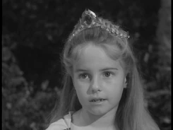Kym Karath in 'Lost in Space: The Lost Civilization'