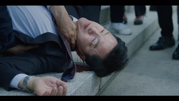 Jo Han-chul in Vincenzo: Episode 20