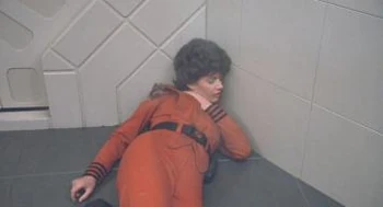 Sarah Douglas in V: The Final Battle