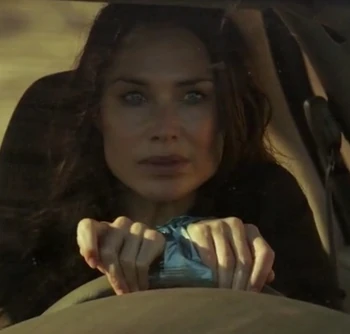 Claire Forlani moments before her death in NCIS Los Angeles: Sans Voir, Part 1