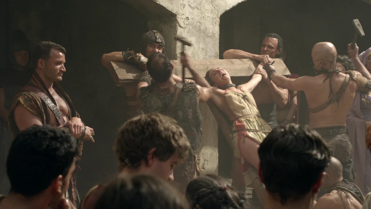 Sarah Holder | Cinemorgue Wiki | Fandom, image size:1200x675