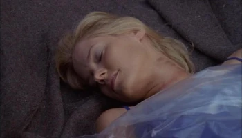 Cynthia Preston in Loves Music, Loves to Dance