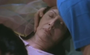 Gloria Romero in Bahay Kubo