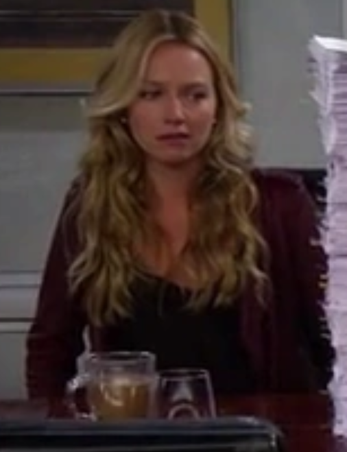 Quinn Garvey (How I Met Your Mother) Claire Eales Wiki Fandom(00)