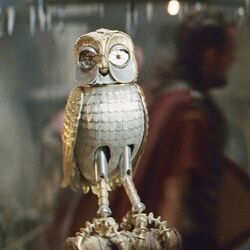 CLASH of the TITANS (1981): Bubo the Mechanical Gold Robot Owl vs The  Kraken (alternate ending) 