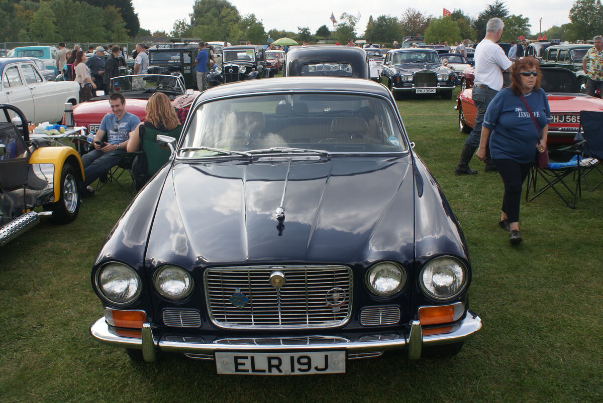 Jaguar XJ | Classic Cars Wiki | Fandom