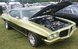 Pontiac LeMans Sport front view