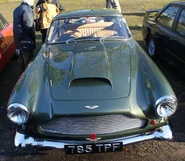 Aston Martin DB4