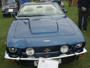 Aston Martin V8 Volante