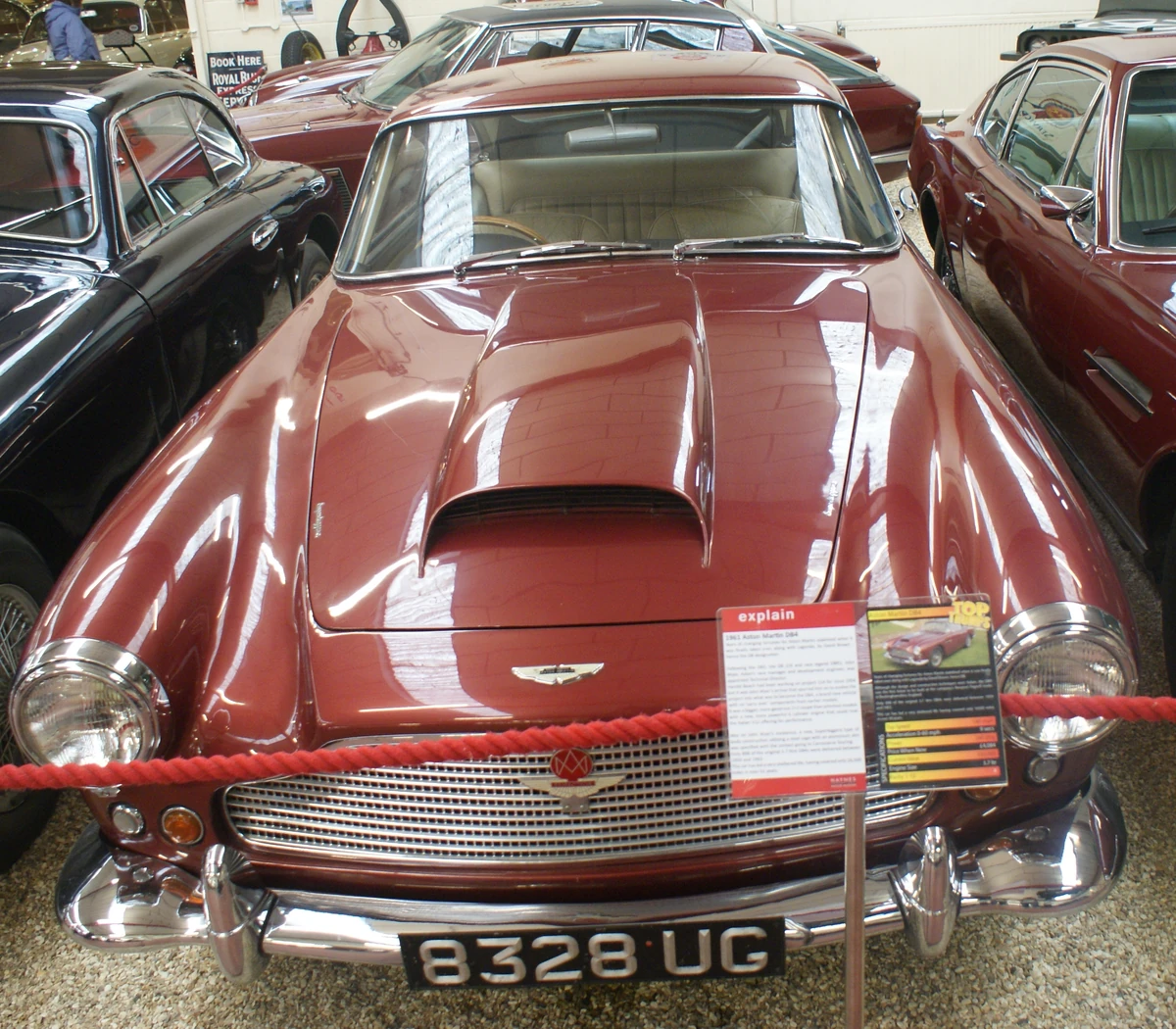 JOLI Nice TOP ! SOLIDO SERIE 100 1:43 ASTON MARTIN DB4 N° 111