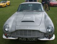 Aston Martin DB6