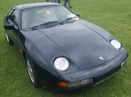 Porsche 928