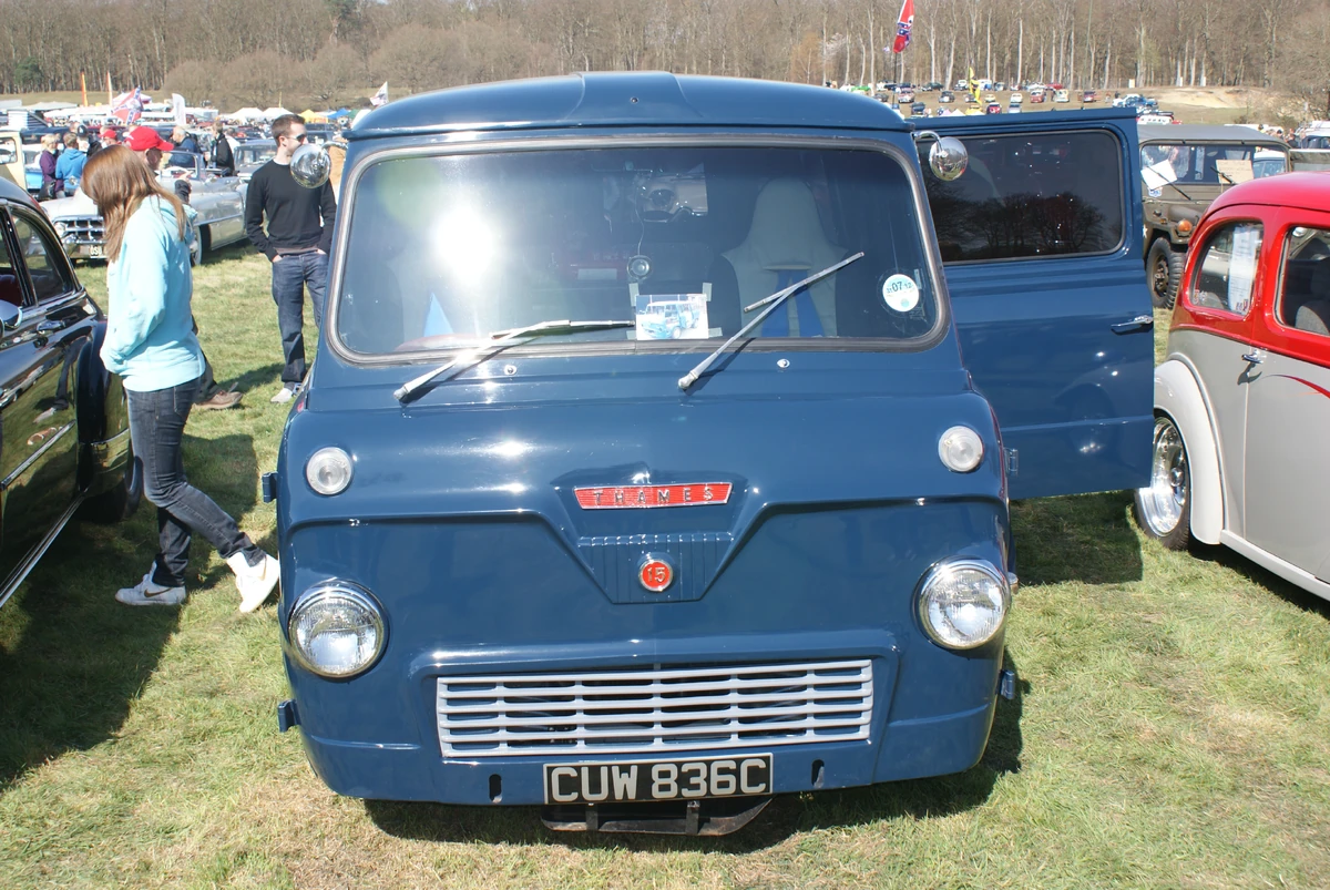 Ford Thames 400E Classic Cars Wiki Fandom