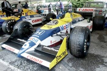 Williams Honda FW11B, at the 2002 Goodwood Festival of Speed, WM 