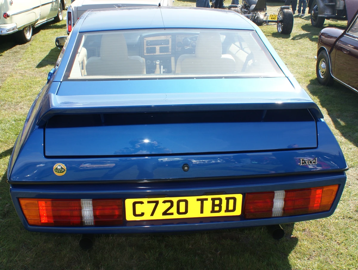 Lotus Excel | Classic Cars Wiki | Fandom