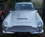 Aston Martin DB6