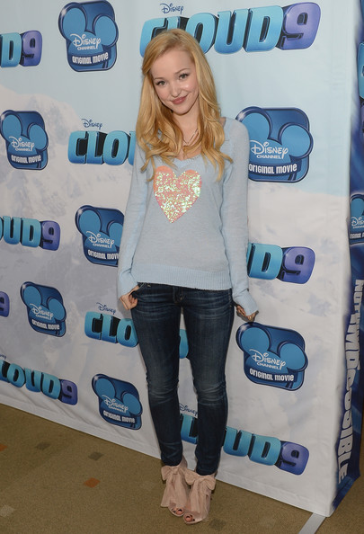 dove cameron twin sister name