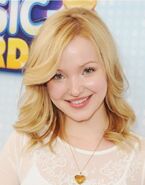 Dove Cameron Pretty Face.jpg (172 KB)