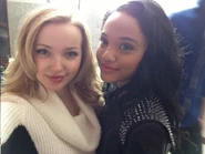 DOVE CAMERONN and kiersey.jpg (401 KB)