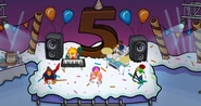 Sneak peek of Cadence and the Penguin Band performing at the Concert Layer posted on Twitter.