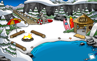 Club Penguin Rewritten Cheats™: Club Penguin Rooms #21: Night Club