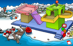 17 years ago today, the Club Penguin Team shared a Sneak Peek of the Dock  room and even the Minigame, Ballistic Biscuit (later changed to Hydro  Hopper). : r/ClubPenguin