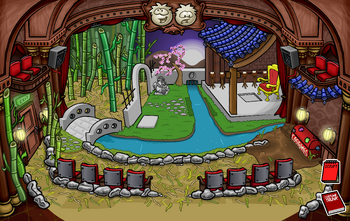 Arcade  Club Penguin Rewritten+BreezeWiki