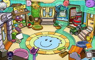 Full view of the Pet Shop with the Gold O'berry machine