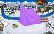 Club Penguin Island Party Snow Forts