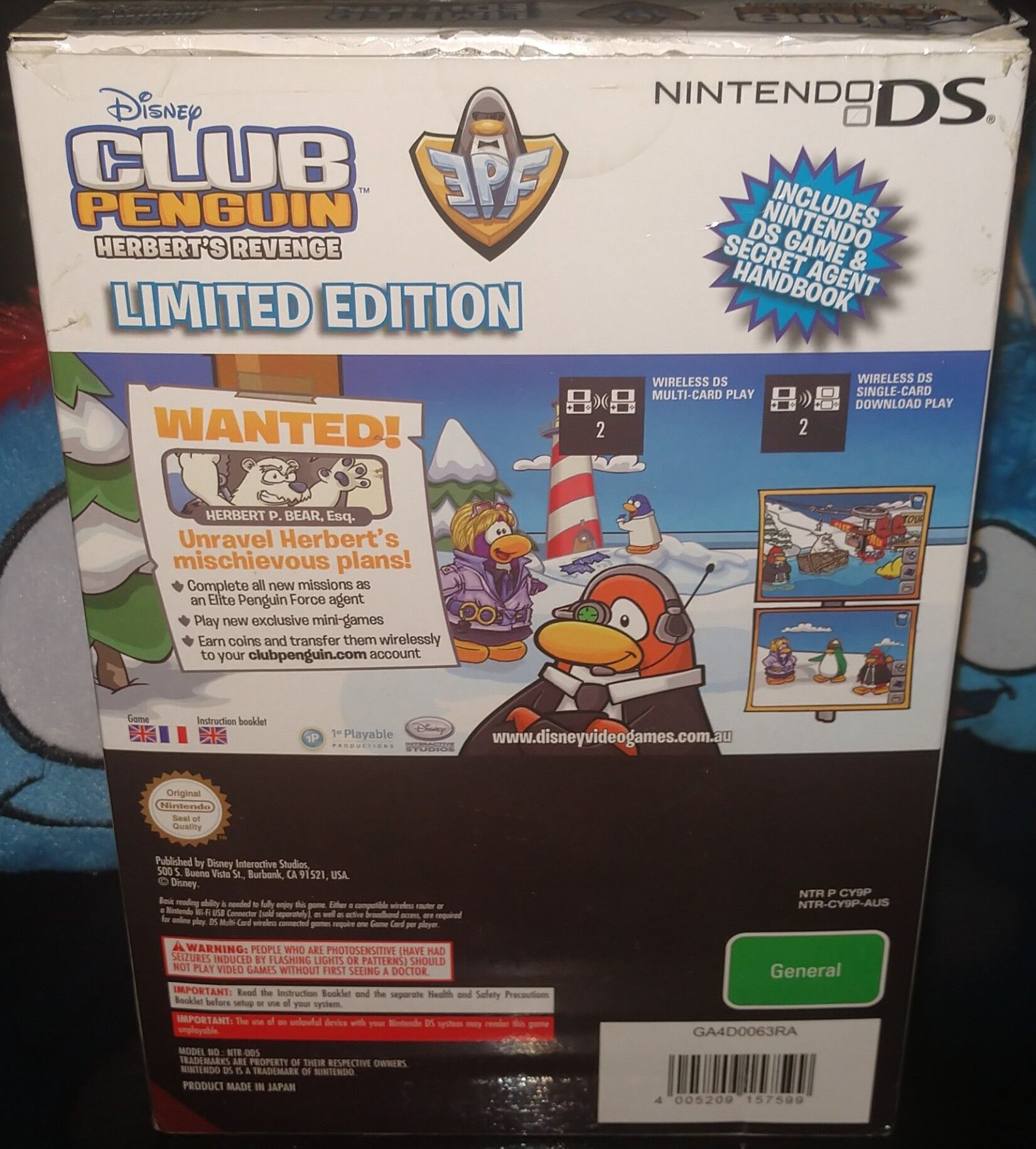 Club Penguin: Herbert's Revenge Force Nintendo DS Video 