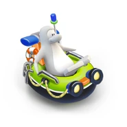 Concepto de un pingüino montando en un Salvavidas.