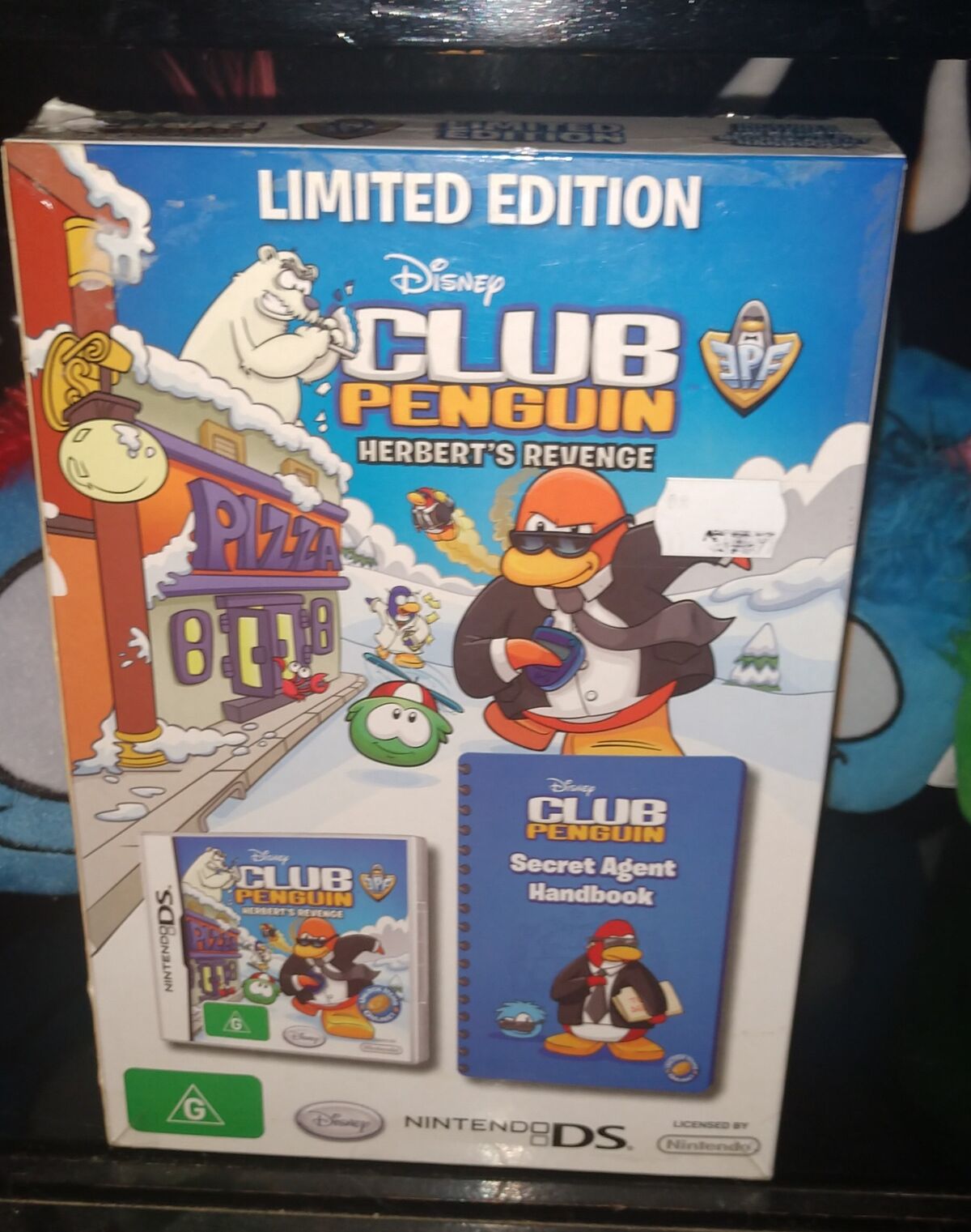 Club Penguin Elite Penguin Force Herbert's Revenge/Limited Edition